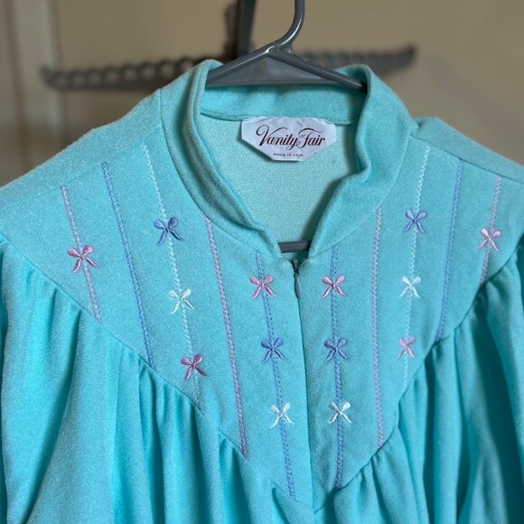 Vintage Vanity Fair Housecoat Robe Light Blue Womens Medium 60s 70s USA Made - Picture 2 of 4